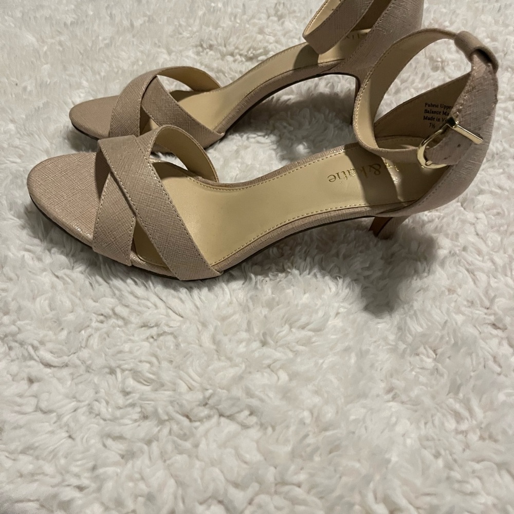 Kelly & Katie Tan Strappy Heels Women’s 7.5